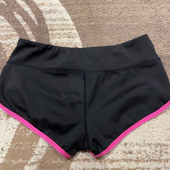 Women’s dolphin shorts Small - Picture 2 of 2